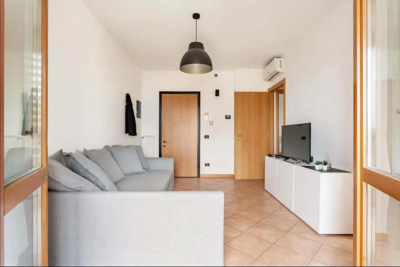 밀라노 Lussuoso Attico Con Garage Gratis Vicino Al Duomo E Allo Ieo 아파트